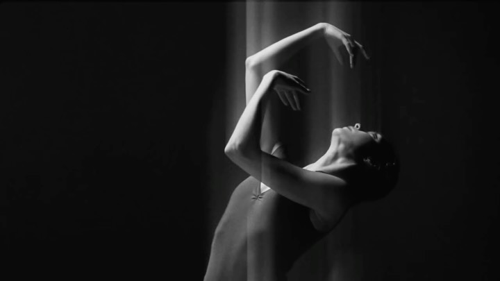 New York City Ballet - Symphonie Espagnole still 6